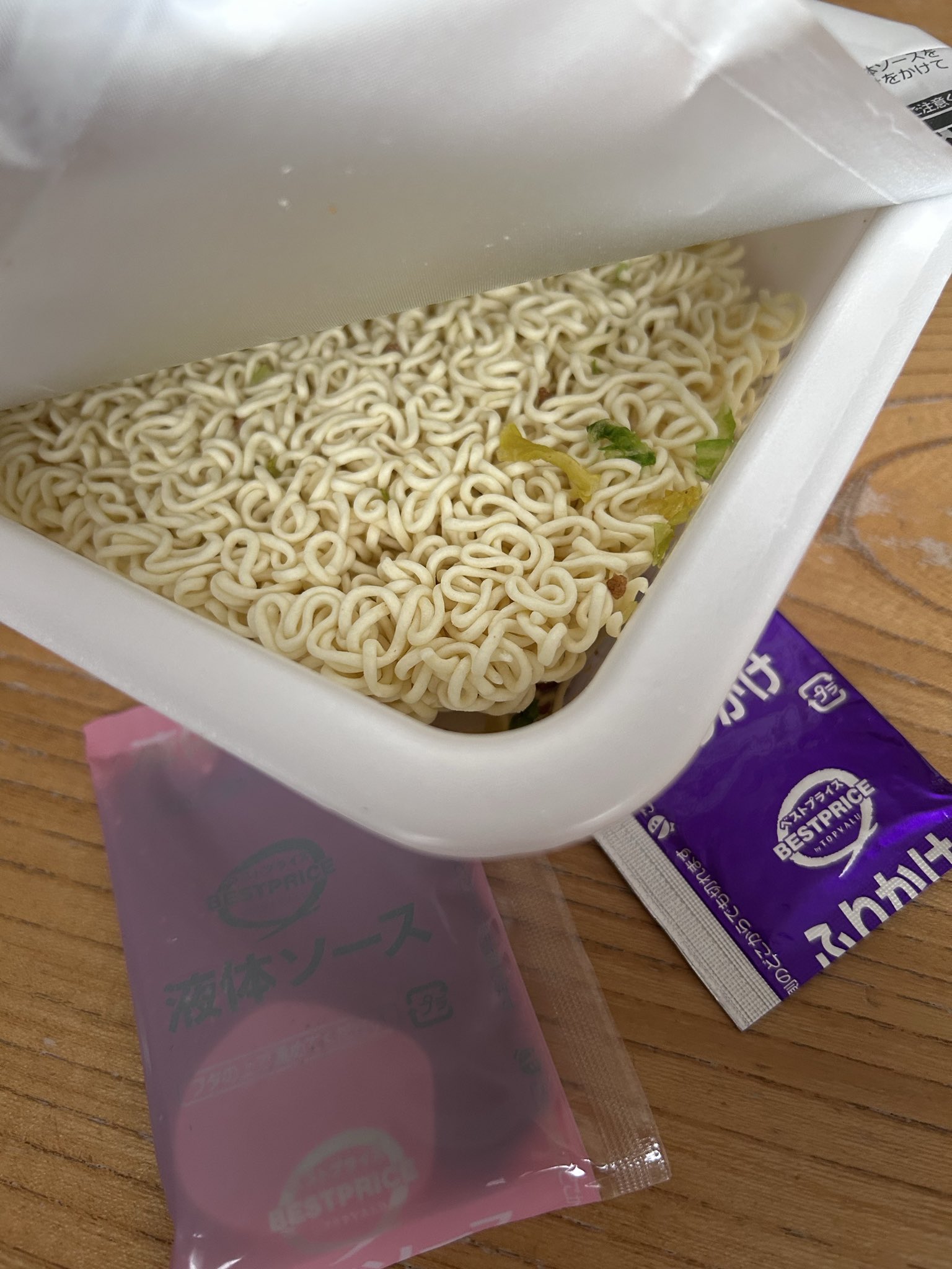 ベストプライス コク旨ソース焼そば 写真2