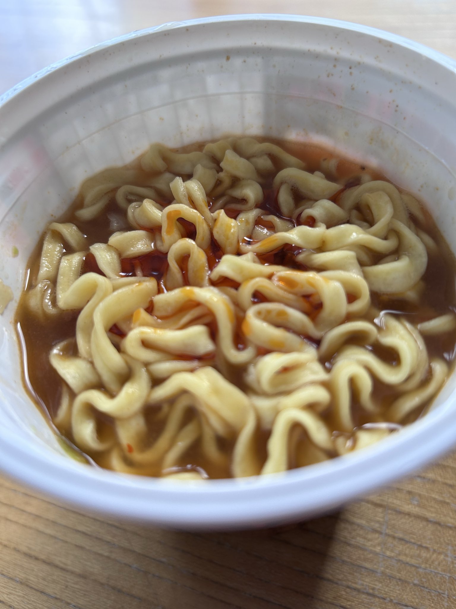 サッポロ一番 麺創研紅監修 濃厚辛味噌ラーメン 写真3